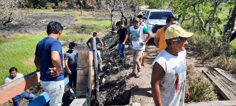 Lideranças na ponte Matamatá – (Fotos: Ascom/CIR)