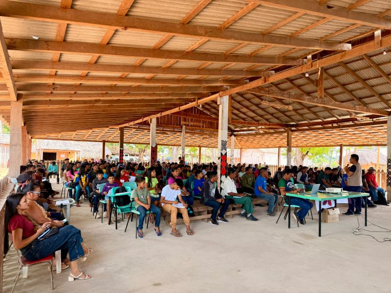 Regiment of the Jacamim Indigenous Land, in the Itacutu region, is concluded by the leaders with technical advice from the CIR's legal team.