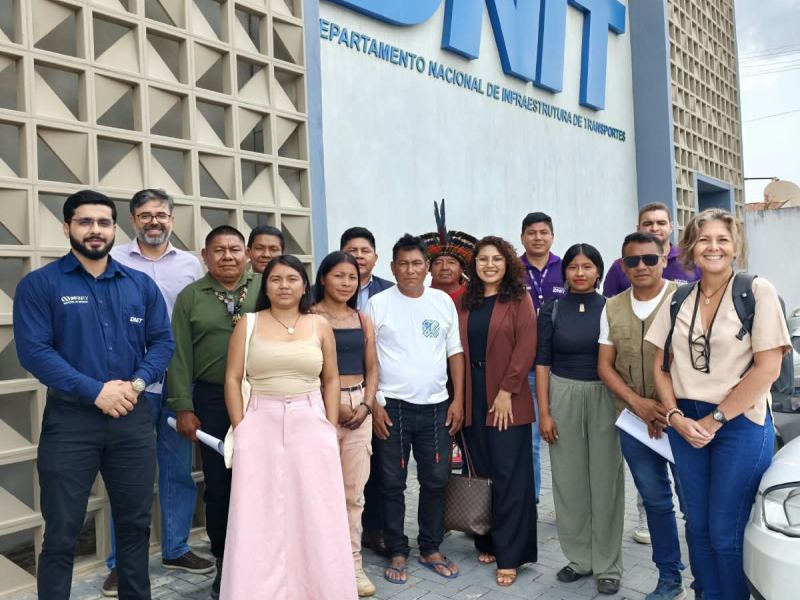 Commission of leaders of the Raposa Serra do Sol Indigenous Land and Executive Coordination of the CIR participate in a discussion on the Study of the Indigenous Component (ECI) for the paving of BR - 401