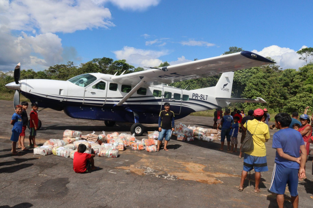 CIR realiza entrega de alimentação na região de Auaris, TI Yanomami