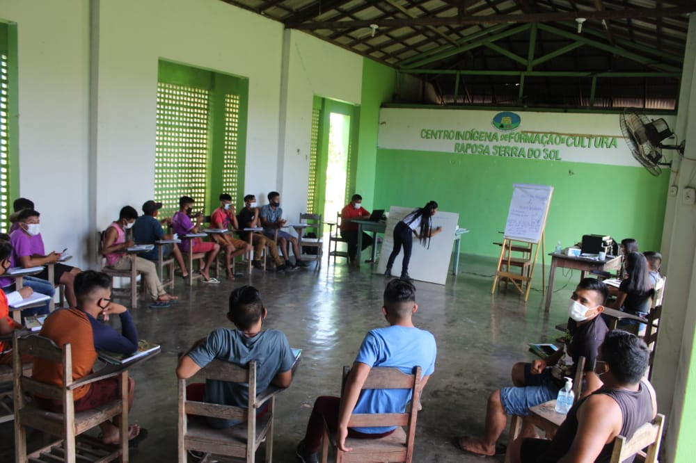 Núcleo da Juventude do CIR promove série de oficinas para jovens estudantes indígenas