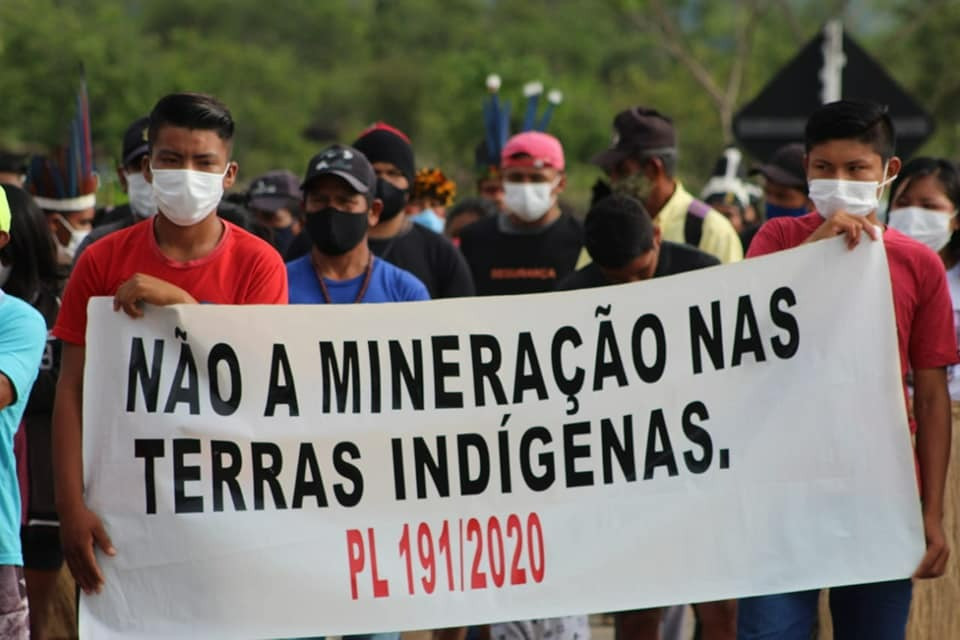 PL 191/2020 de autoria do governo Bolsonaro ameaça a existência dos povos indígenas