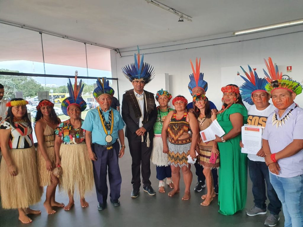 EM BRASÍLIA, LIDERANÇAS INDÍGENAS DE RORAIMA REAFIRMAM INDICAÇÕES PARA DSEI-LESTE E CR/RR