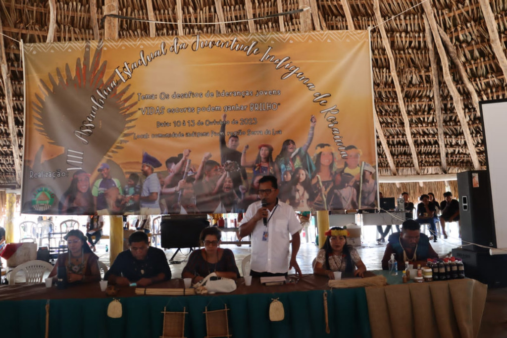 Organizações indígenas, indigenista e instituições públicas debatem estratégias de fortalecimento da juventude indígena