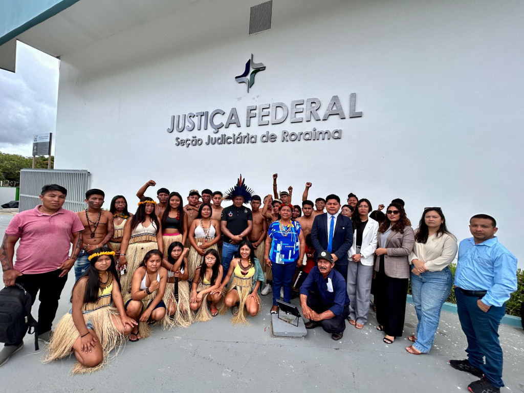 17 ANOS DE ESPERA POR JUSTIÇA NO CASO DOS 10 IRMÃOS, AUDIÊNCIA SOBRE O ATAQUE A INDÍGENAS É CANCELADA DE ÚLTIMA HORA