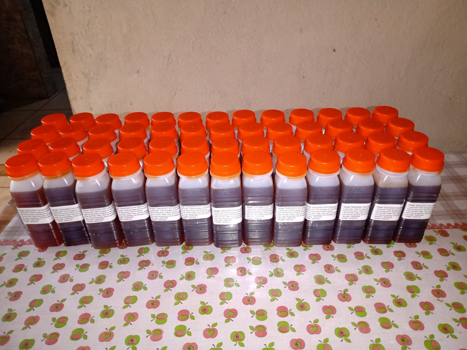 Produção de medicamentos tradicionais cresceu em razão da pandemia. Foto: Letícia Monteiro