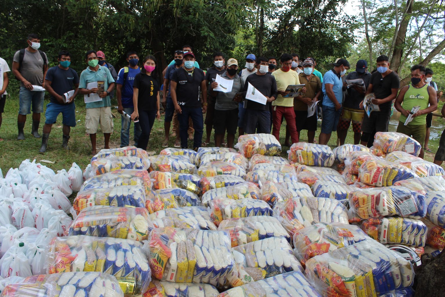 Cestas para as comunidades da T.I Trombetas Mapuera.
