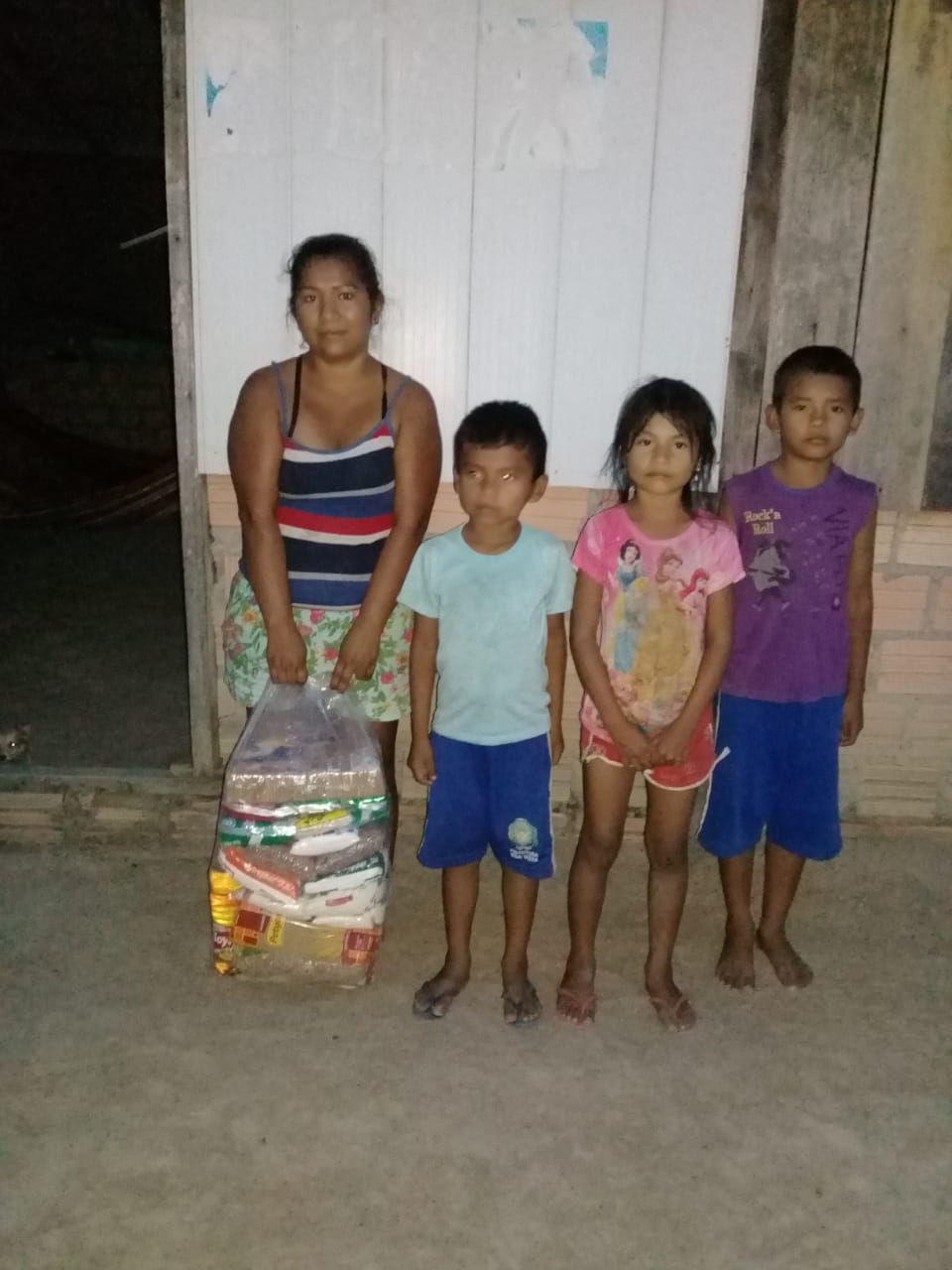 Família da região Murupu/ Foto: Juciney Ângelo