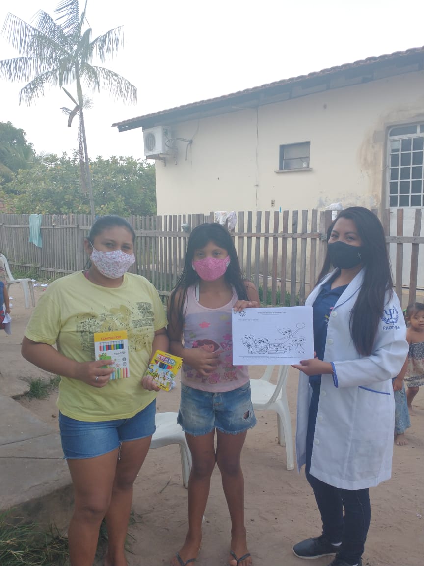 A saúde mental dos povos indígenas também foi afetada. O CIR através da psicóloga Iterniza Pereira realiza atendimento psicológico. Fotos: Arquivo Iterniza.