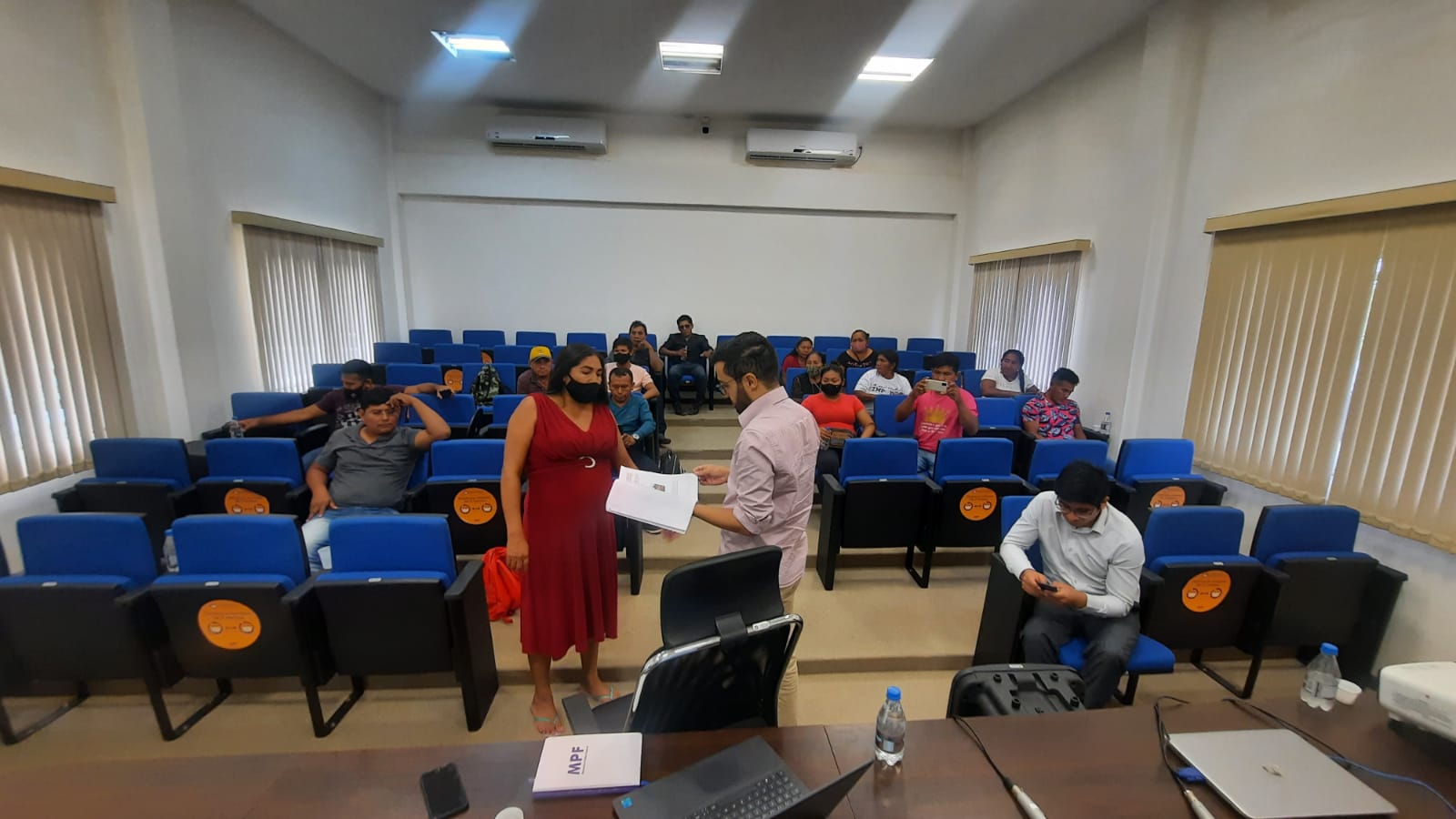 Lideranças tiveram uma audiência no MPF com o procurador da república, Alisson Marugal. Foto: Ascom CIR