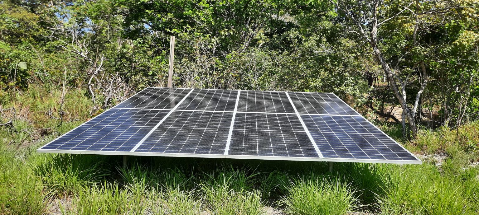 Placas Solares - (Fotos: Ascom/CIR)